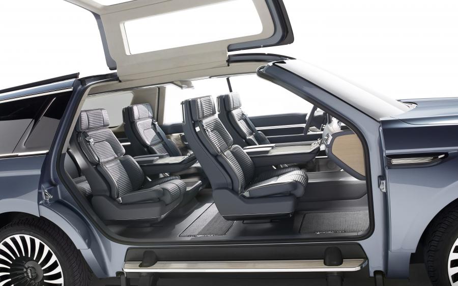  Lincoln Navigator Concept 2016 года  (фото 9 из 17)